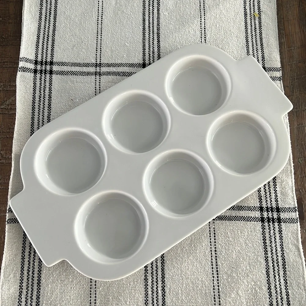 White Crate& barrel stoneware dish
